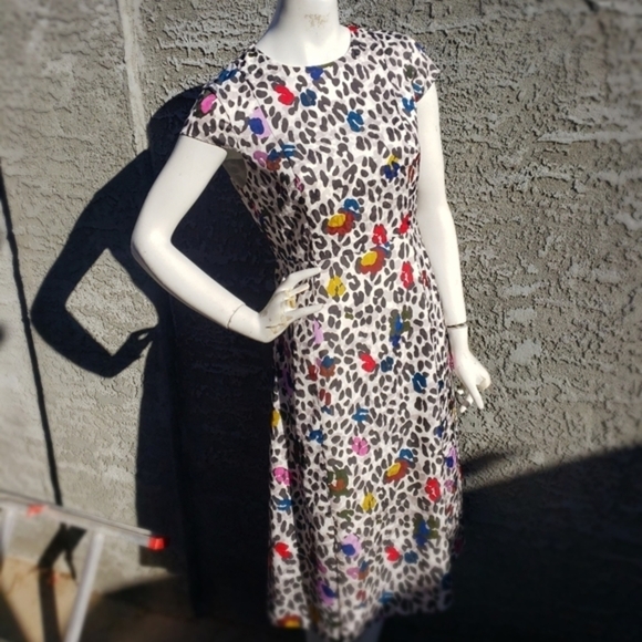 TED‎ BAKERStelaar Wilderness-print Short-sleeve Midi Dress In Cream - Picture 4 of 8